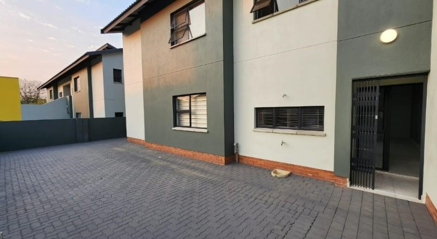 To Let 3 Bedroom Property for Rent in Waterval East North West